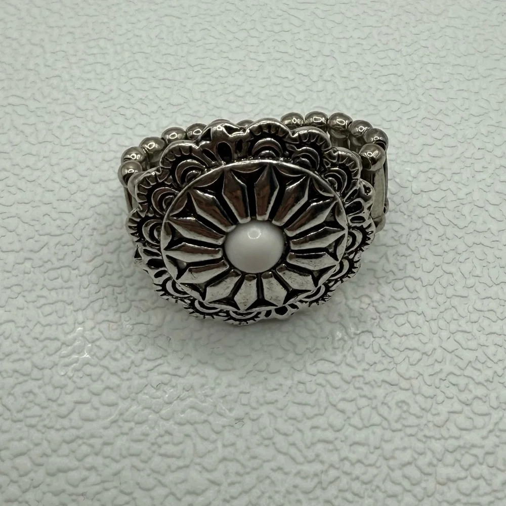 Silver Floral White Bead Stretch Ring | Nickel Free Statement Ring